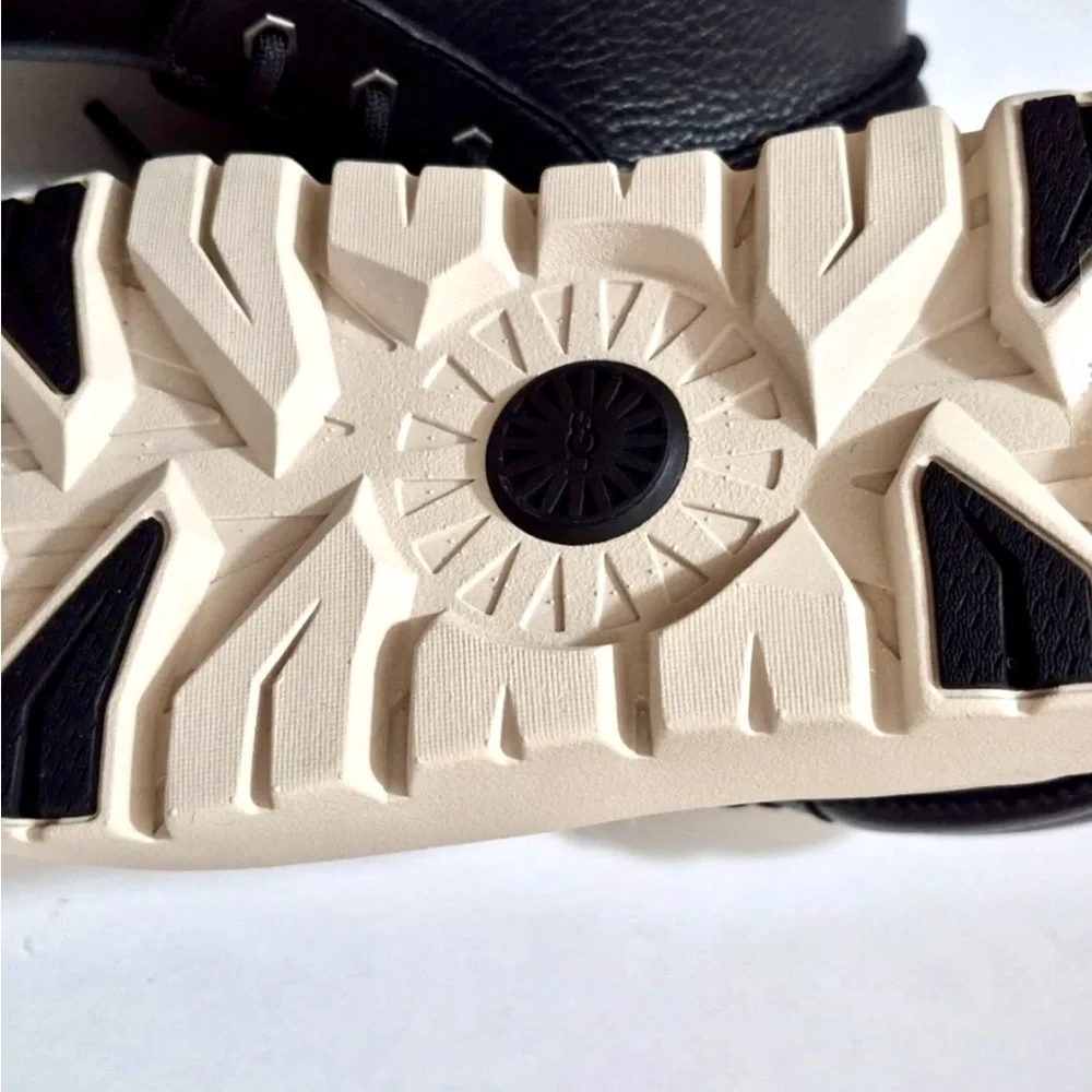 UGG Men's Black and Cream Leather Boots - Picture 7 of 7